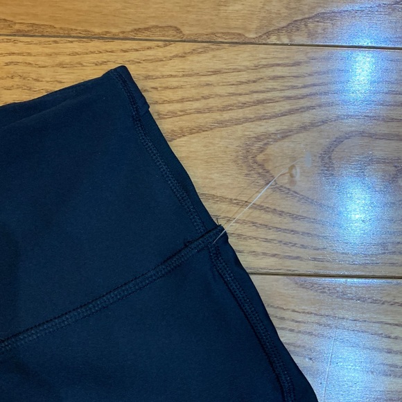 💛2/$20 New Old Navy Active Black Leggings size xs - Picture 3 of 8